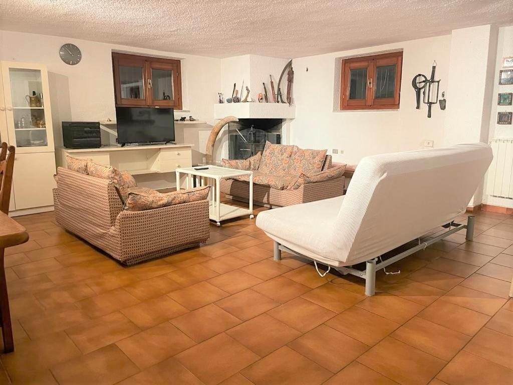 Taverna Tranquillissima Indipendente 特雷扎诺南纳维利奥 外观 照片